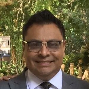 Meet your Posher, Cas